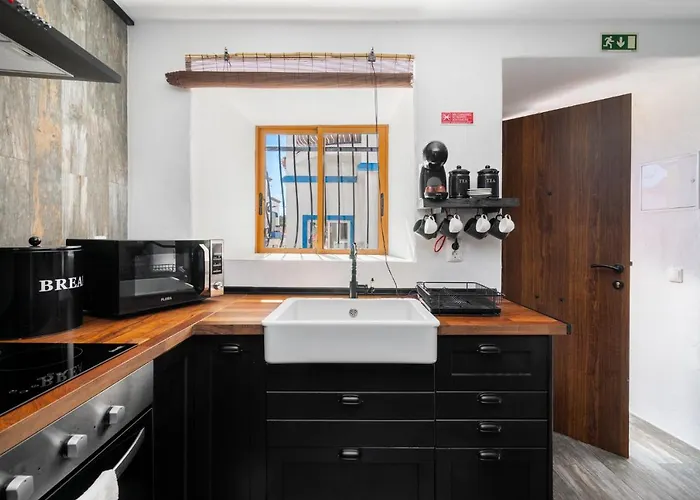 Tatil Evi Casa Celeiro Estômbar